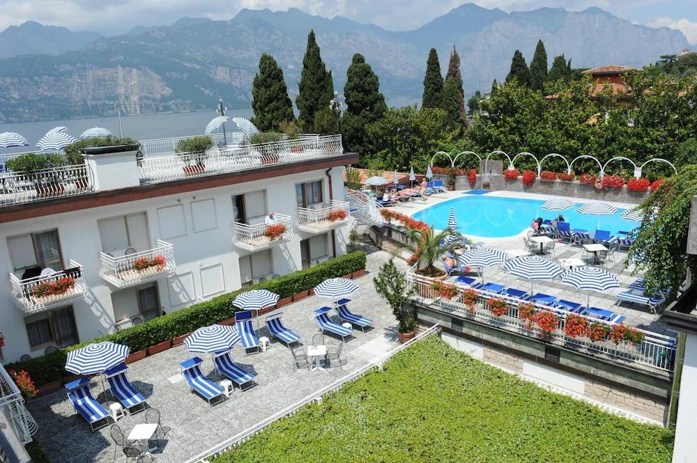 Hotel Excelsior Bay 1