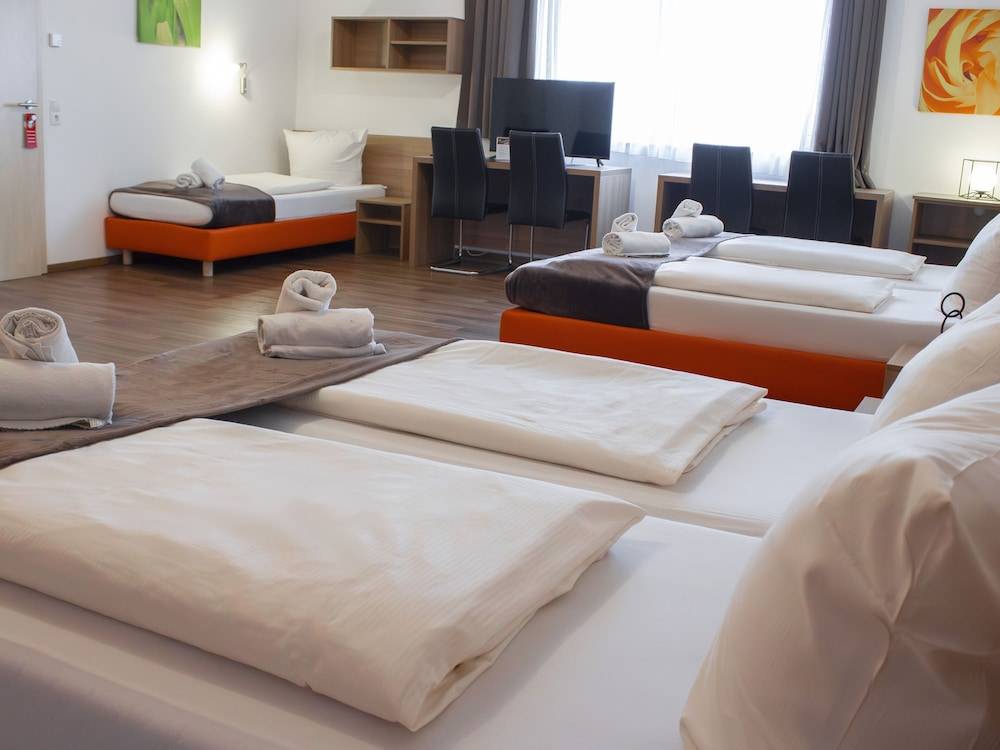 Orange Hotel und Apartments 2