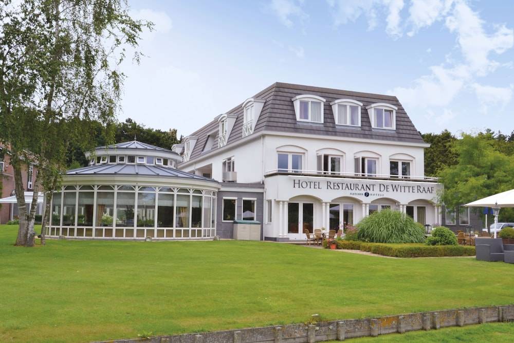 Fletcher Hotel Restaurant De Witte Raaf 1