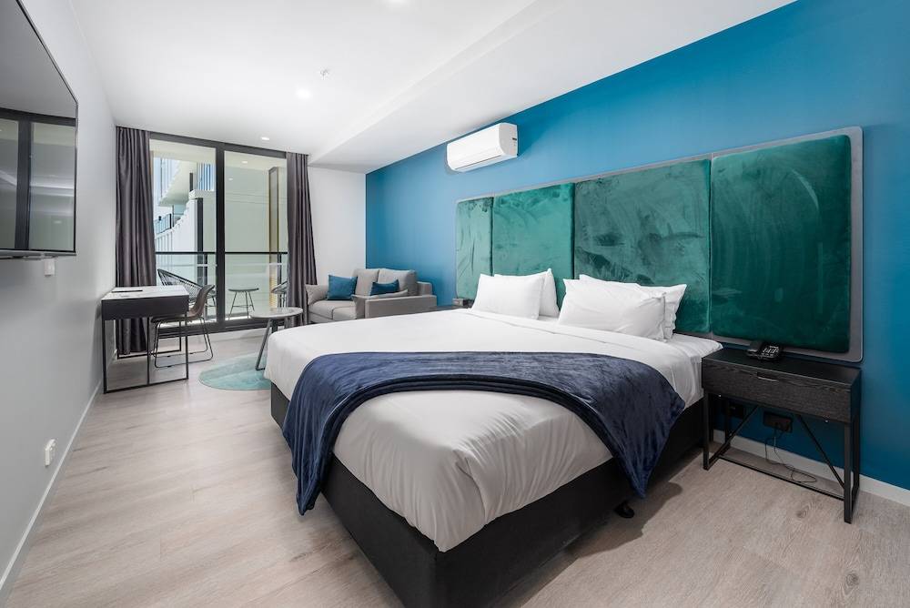 Oros Hotel and Apartments 1