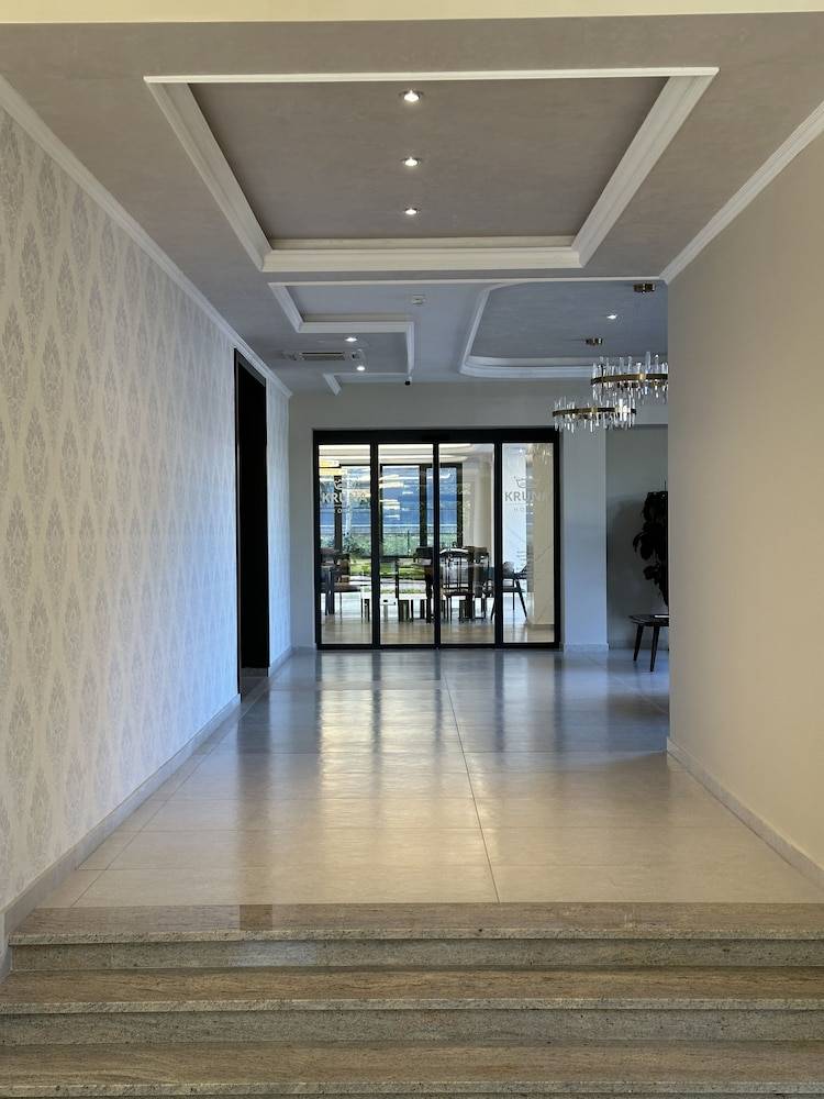 Nobel West Hotel 2