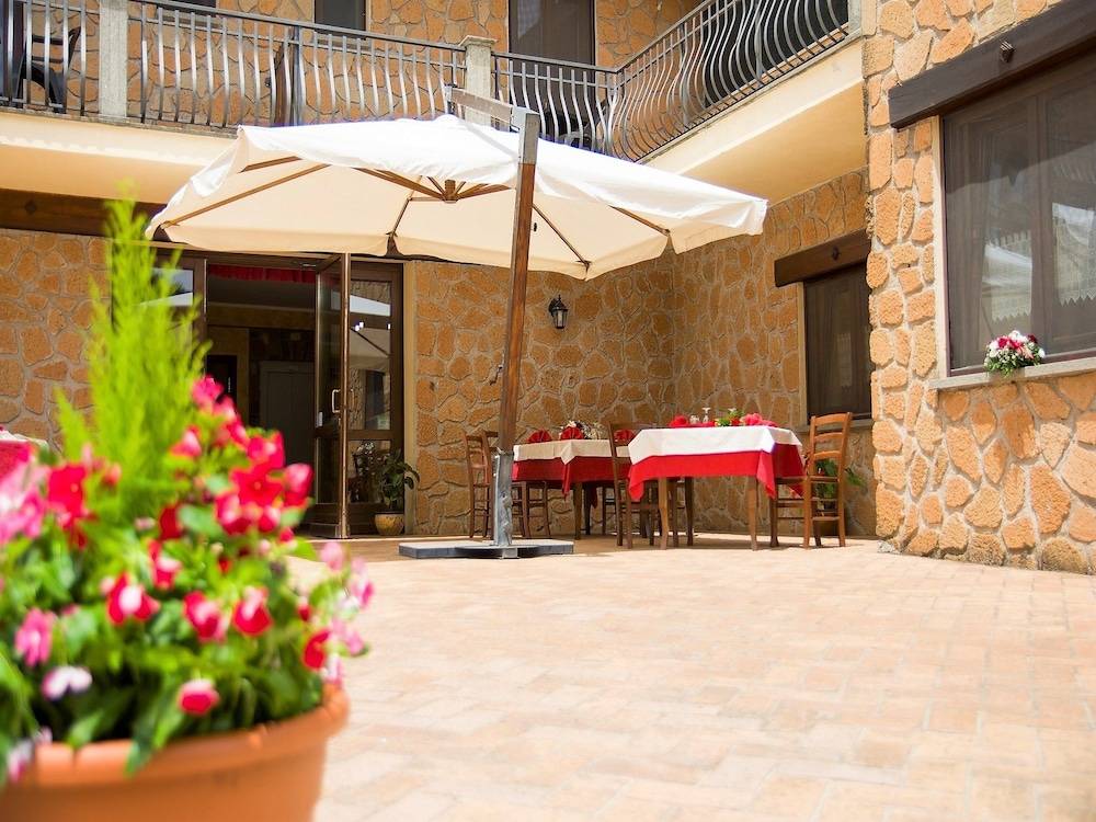 Agriturismo La Rocca dei Briganti 2