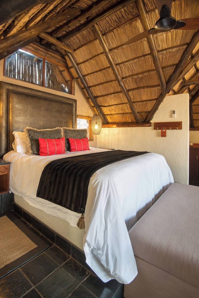 Tshukudu Bush Lodge 1