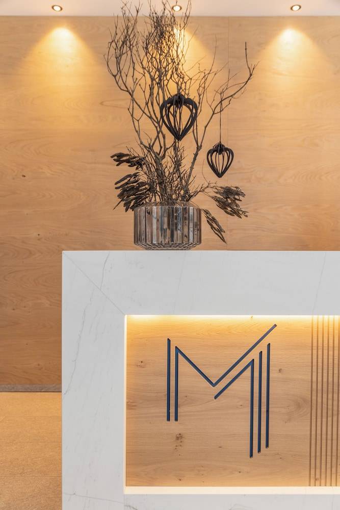 Maraias - Luxury Suites & Apartments 2