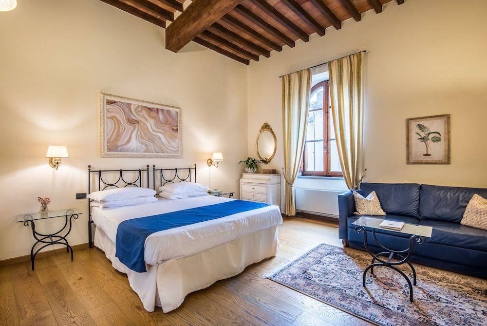 Hotel Palazzo Squarcialupi 2
