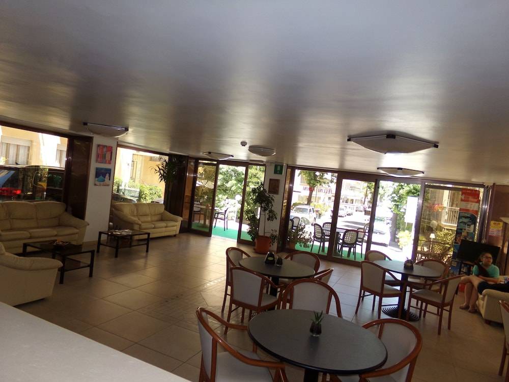 Hotel Fellini Rimini 2