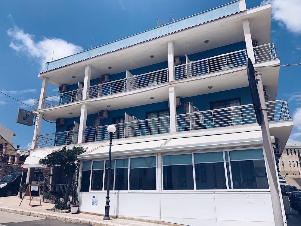 Hotel Jonic 1