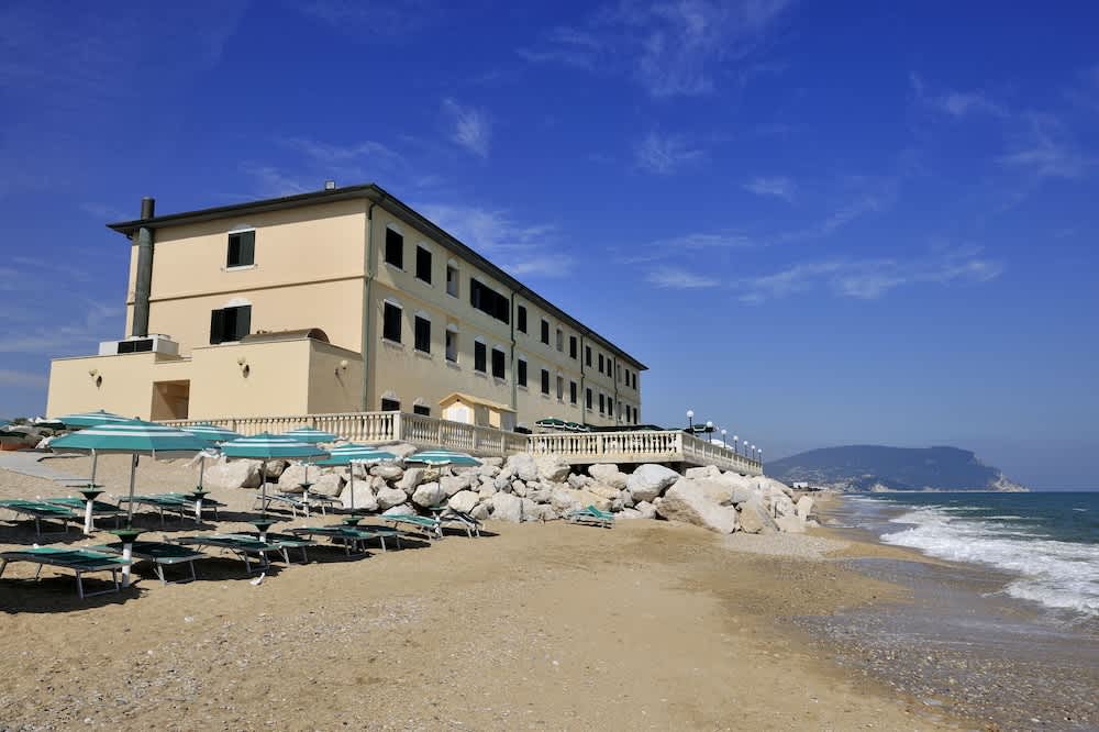 Hotel Brigantino Non Dista 1