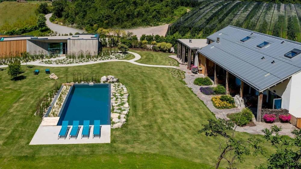 Agritur La Dolce Mela - Adults Only 1