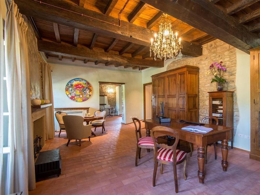 Borgo Cadonega 2