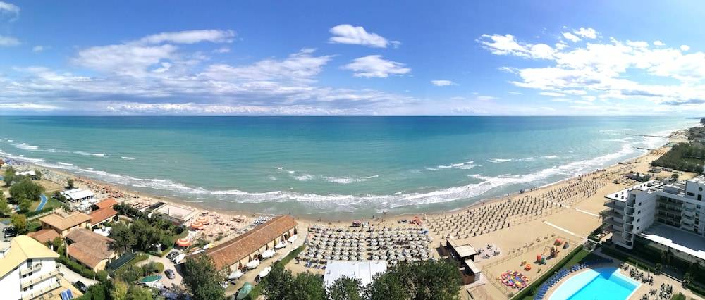 Hermitage Hotel 1