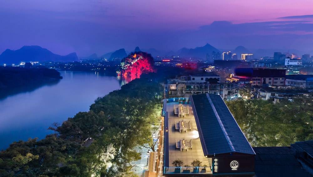 Riverside Wing Hotel Guilin 1