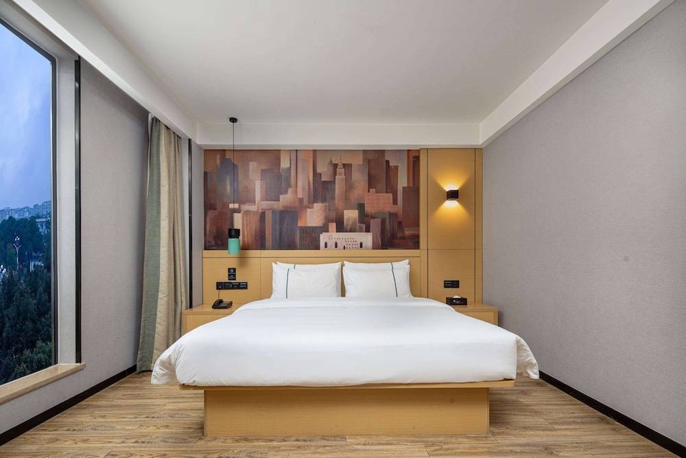 Ramada Encore by Wyndham Guilin Wanfu 1