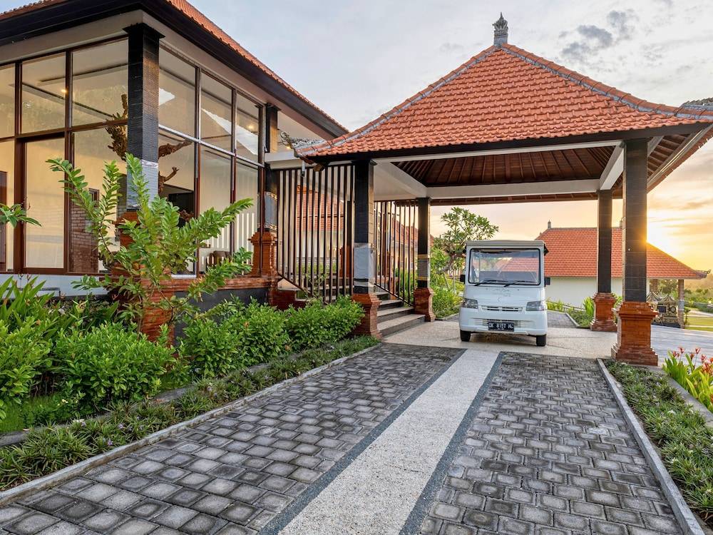 Semabu Hills Hotel Nusa Penida 2