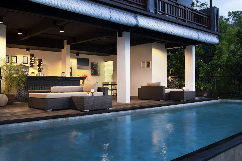 Adiwana Warnakali Resort 2