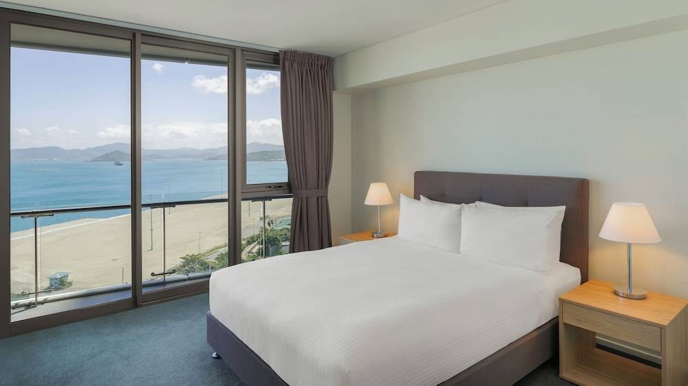 Crowne Plaza RESIDENCES PORT MORESBY by IHG 1