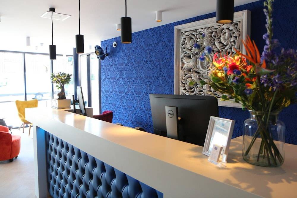 Blue Mansion Hotel 2