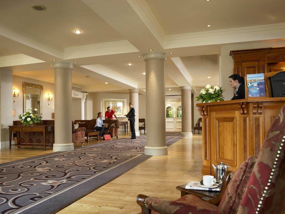 Hodson Bay Hotel 1