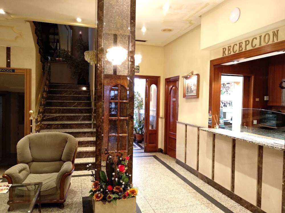 Hotel La Maruxiña 2