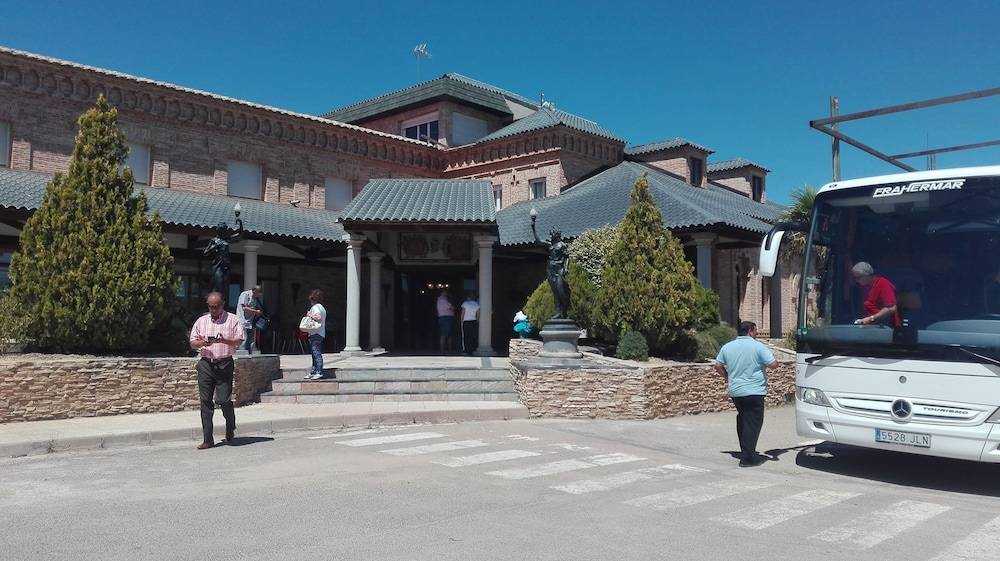 Hotel Arcojalon 2