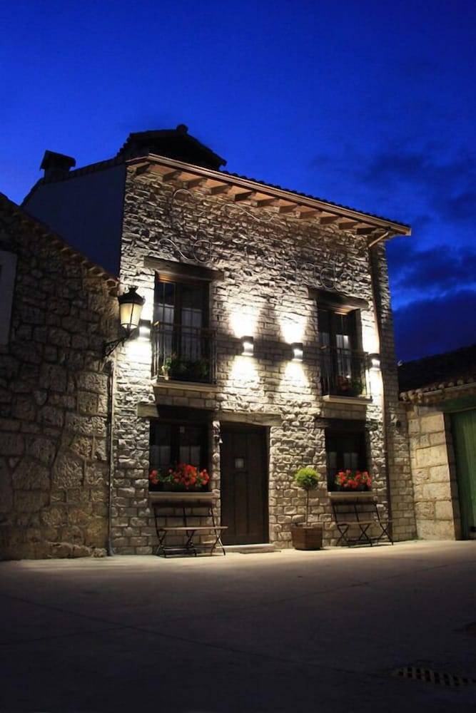 Hotel Rural La Tenada 1