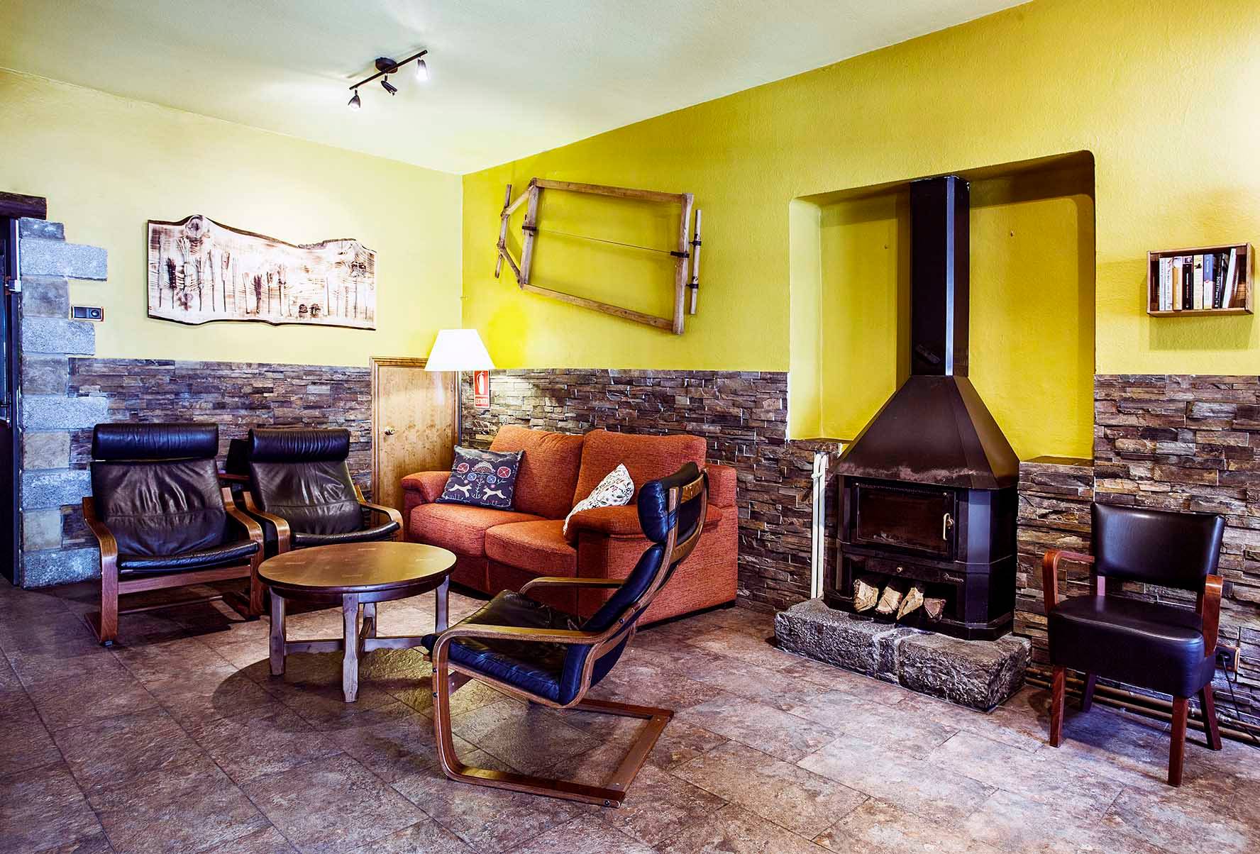 Hostal La Plaça 2