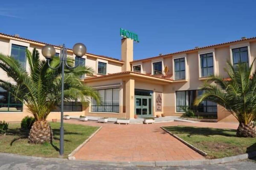 Hotel Alonso de Monroy 1