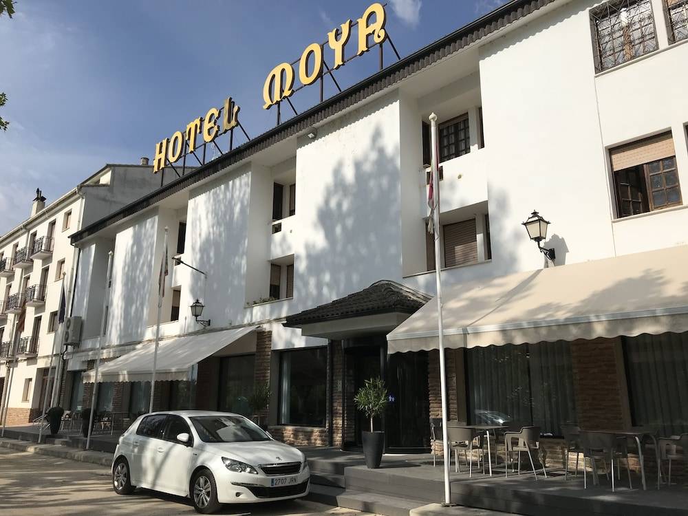 Hotel Moya Landete 1