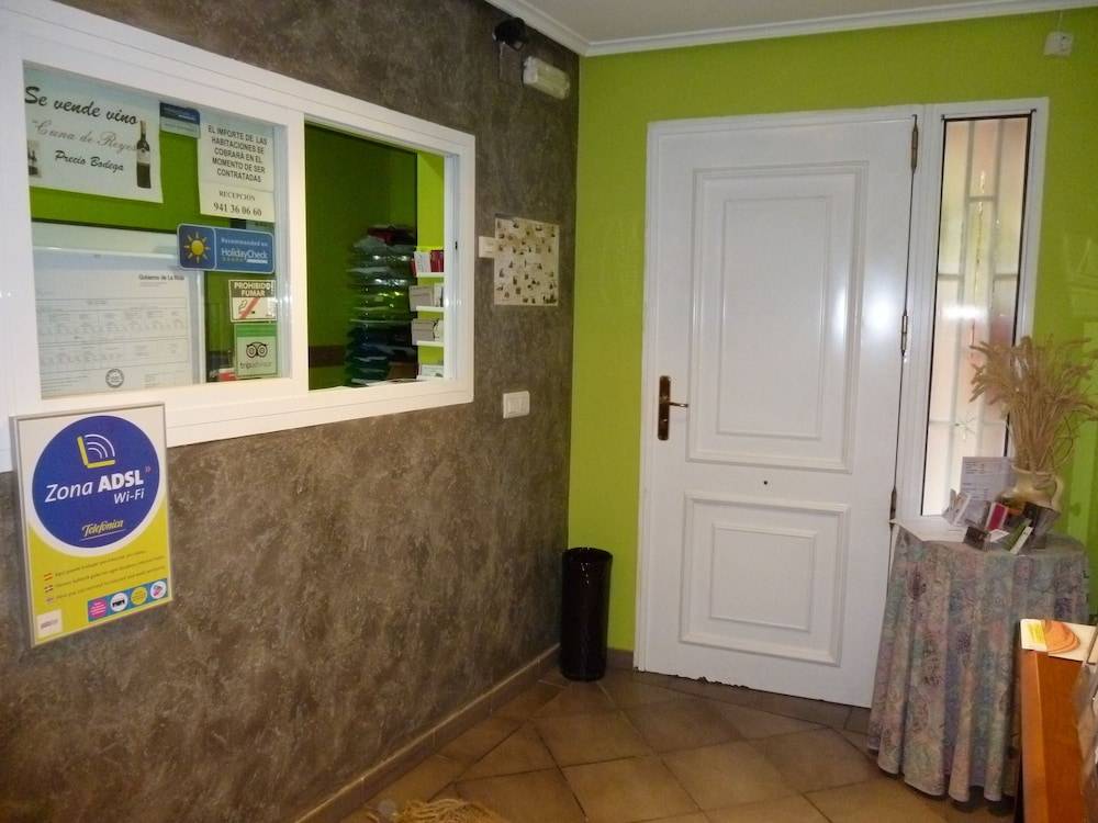 Hostal Ciudad de Nájera 2