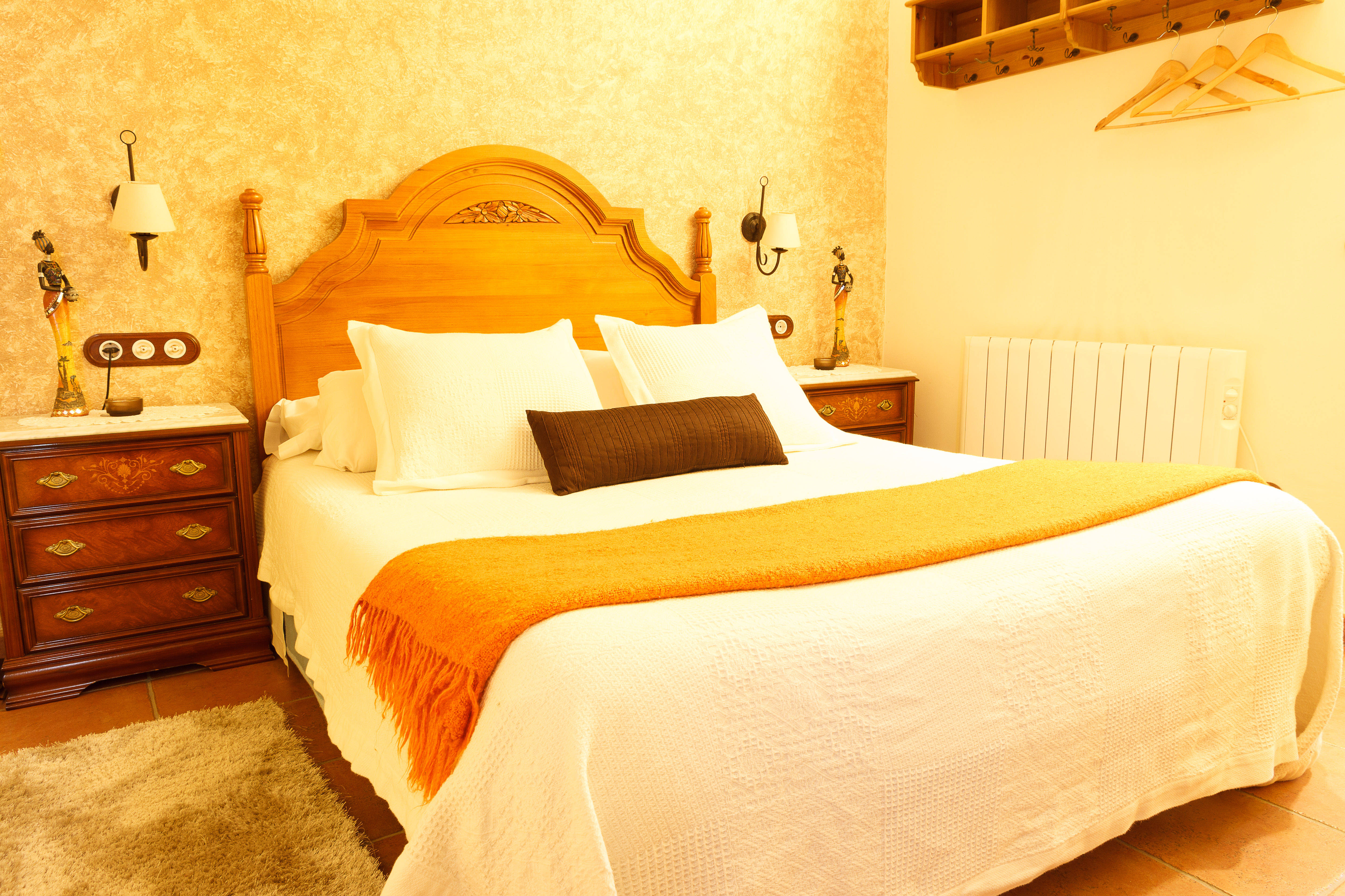 El Molí de Pontons suites con jacuzzi spa 1