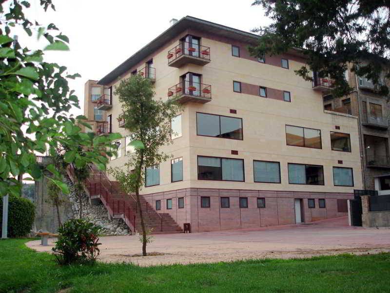 Hotel Sant Quirze De Besora 1