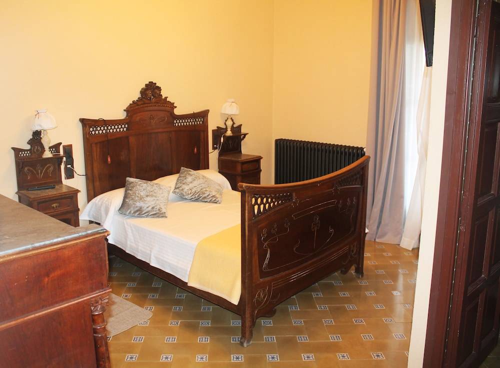 Hostal Rural Mas Blanc 1