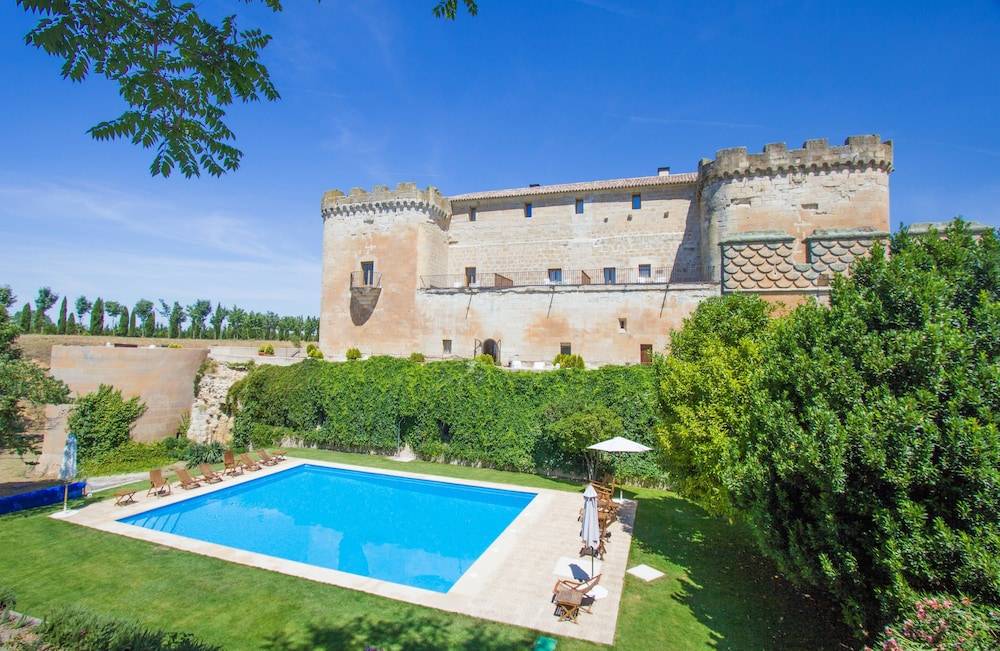 Posada Real Castillo del Buen Amor 1