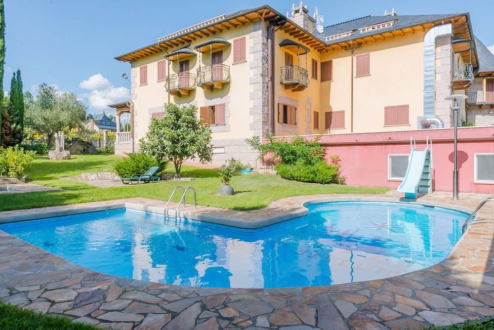 Complejo Hostelero Paladium 1