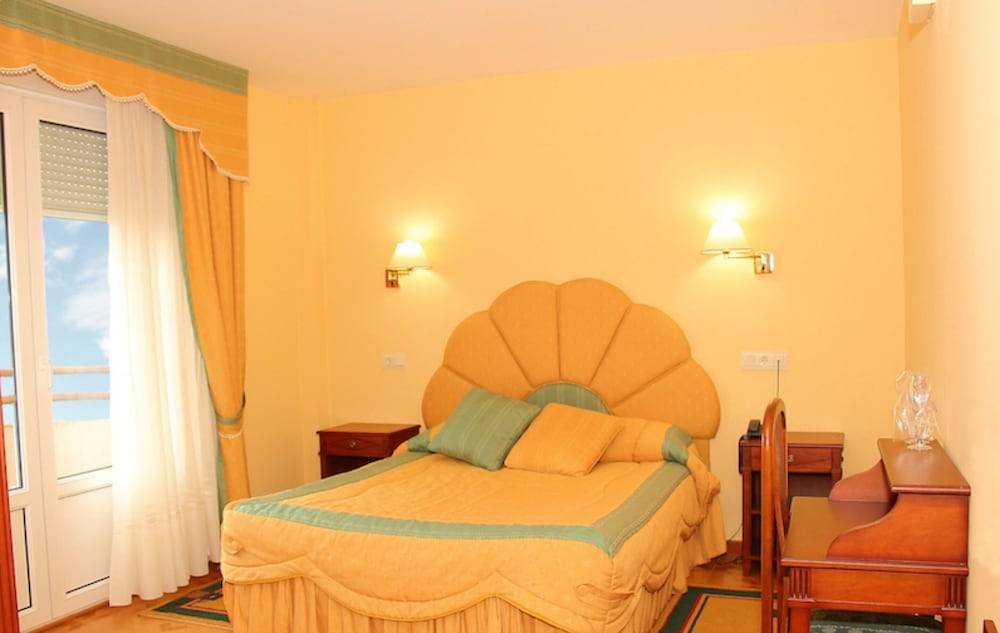 Hotel Avenida III 1