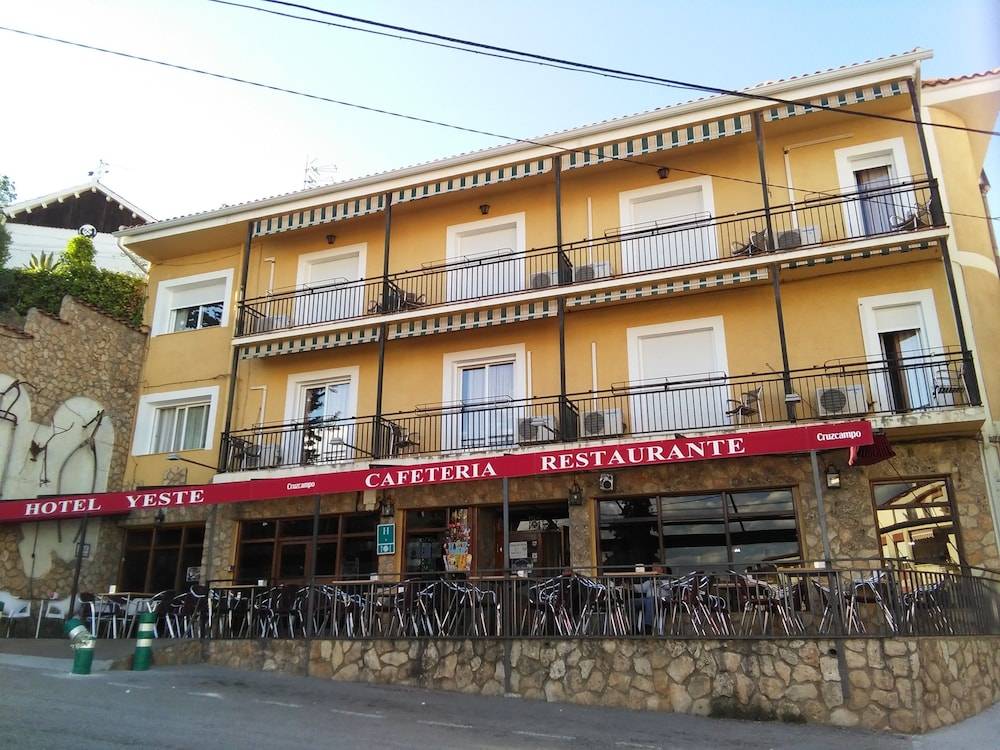 Hotel Yeste 1