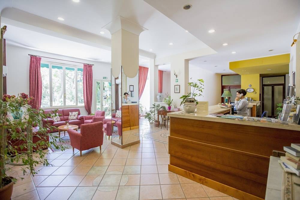 Hotel Mediterraneo 2