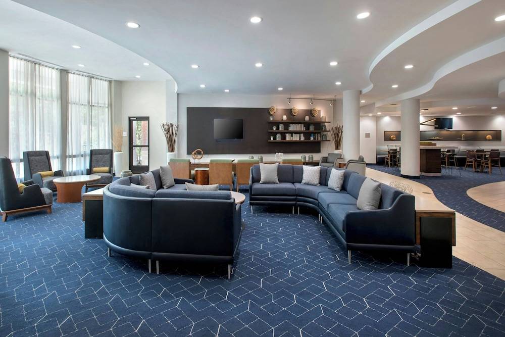 Courtyard by Marriott Ewing Princeton 1