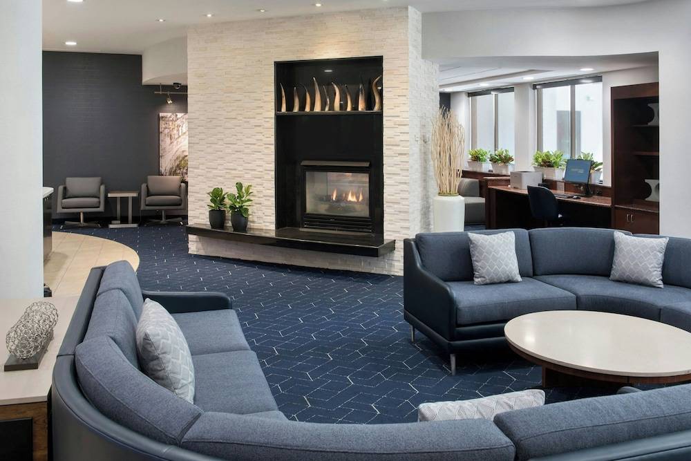 Courtyard by Marriott Ewing Princeton 2