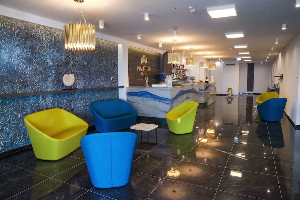 Nautilus Hotel 2