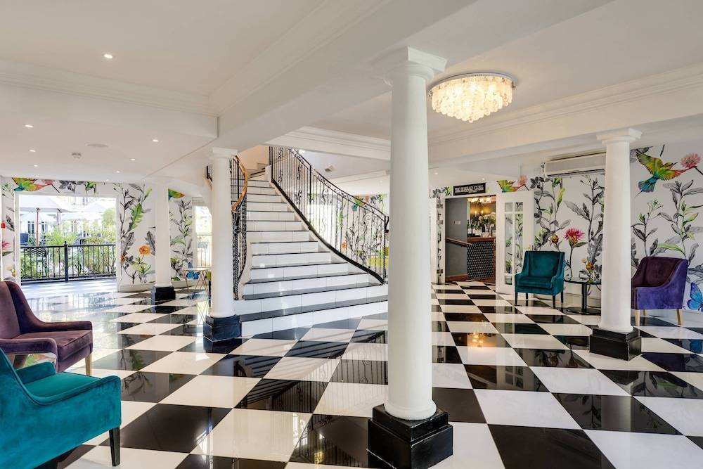 Protea Hotel by Marriott Franschhoek 2