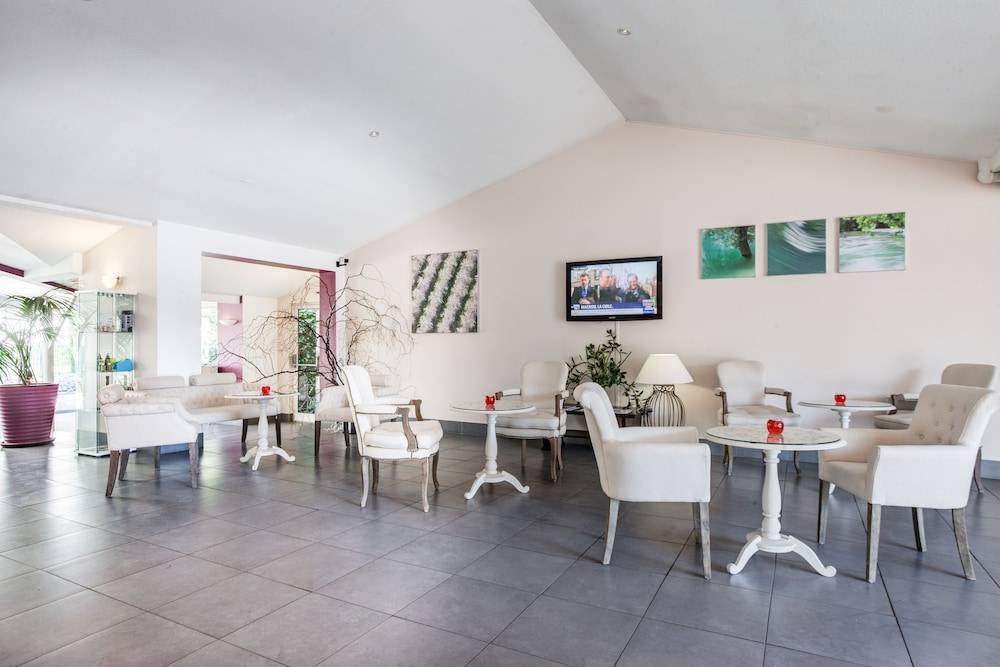 SOWELL HOTELS Domaine de la Petite Isle 2