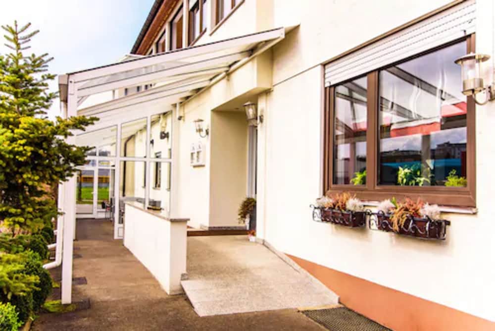 Hotel Bohn 1