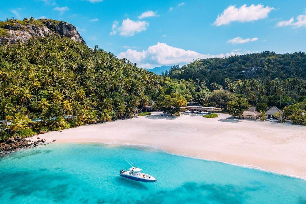 North Island, a Luxury Collection Resort, Seychelles 1