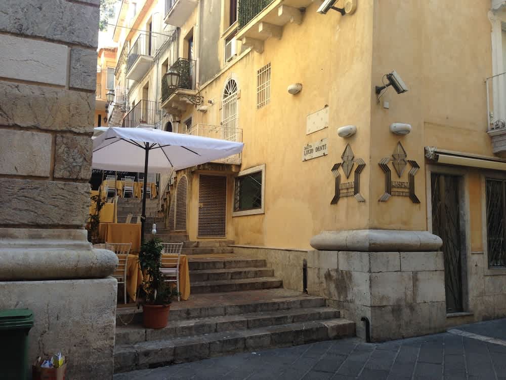 B&B Elegance 1
