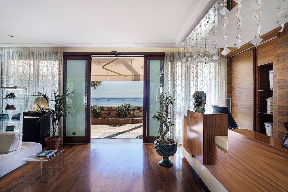 La Plage Resort 2