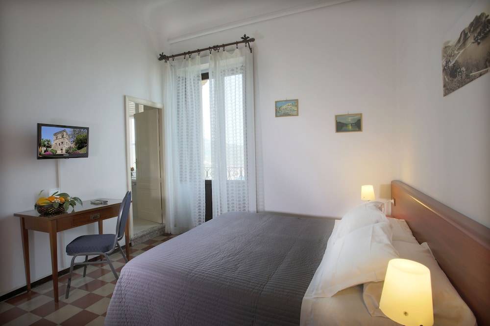 Villa Astoria 2