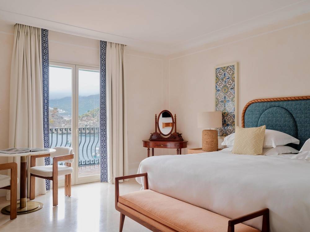 Villa Sant'Andrea, A Belmond Hotel, Taormina Mare 1