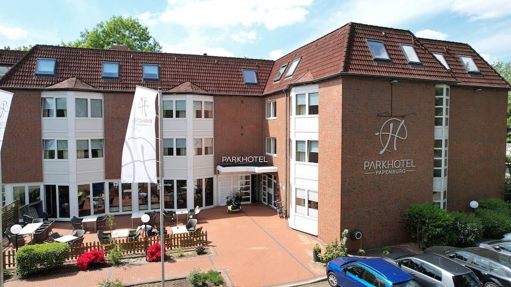 Parkhotel Papenburg by Hackmann 1