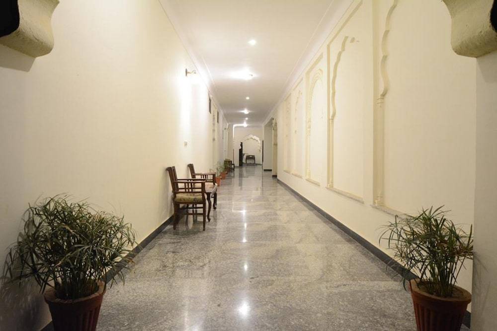 Hotel Moti Mahal 2